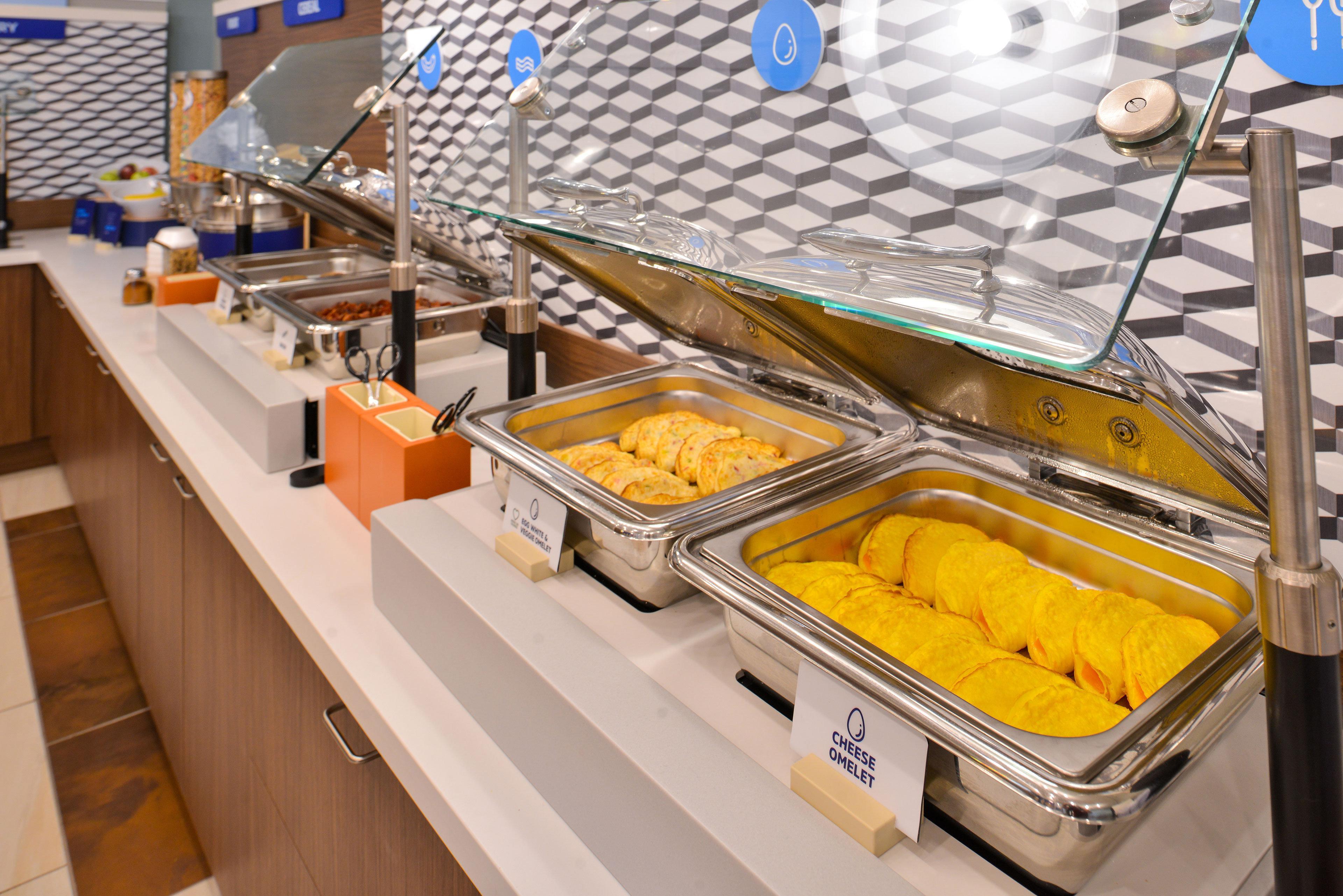 Holiday Inn Express Hotel & Suites Greensboro - Airport Area By Ihg Exteriör bild