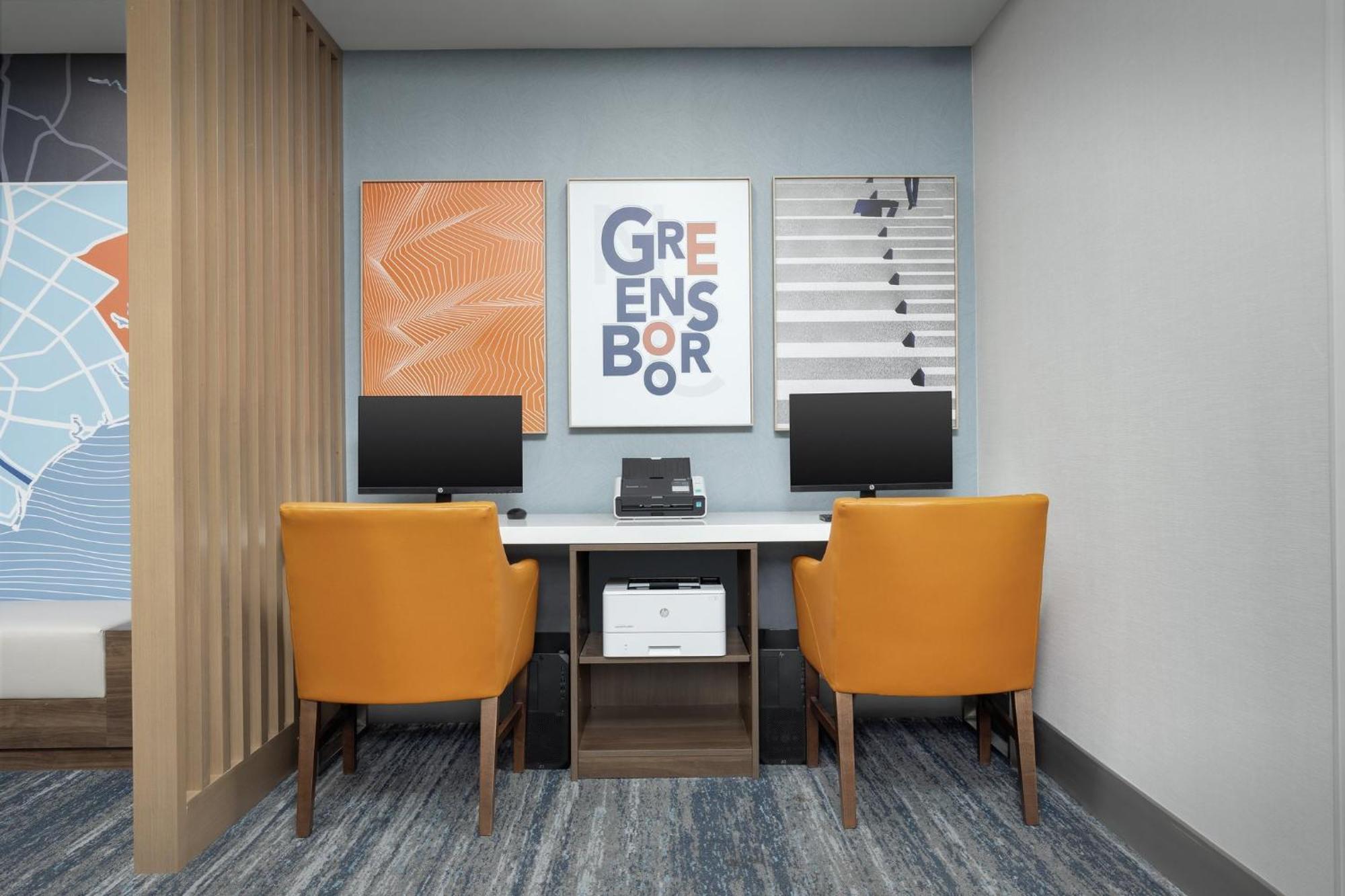 Holiday Inn Express Hotel & Suites Greensboro - Airport Area By Ihg Exteriör bild
