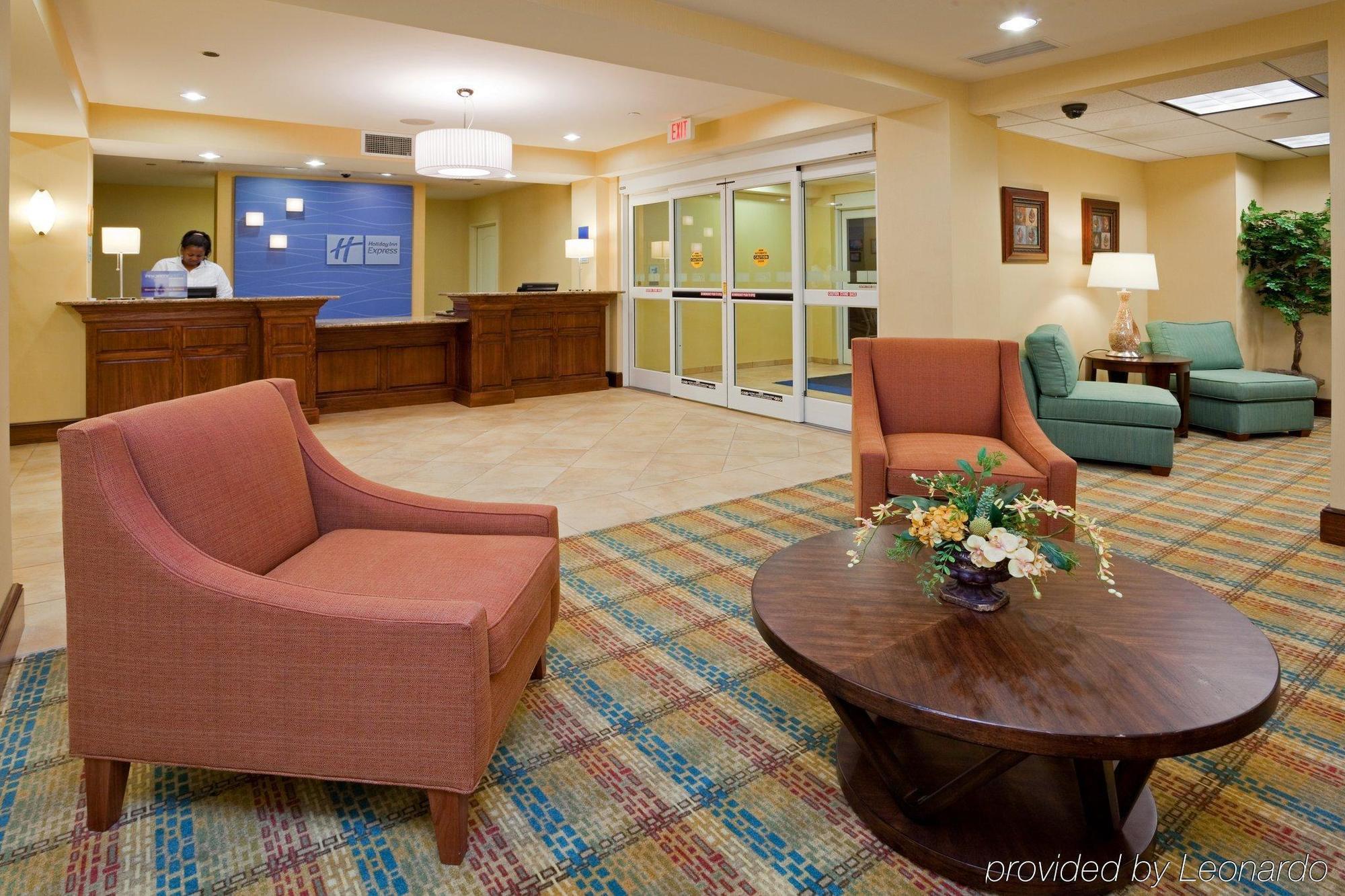 Holiday Inn Express Hotel & Suites Greensboro - Airport Area By Ihg Exteriör bild