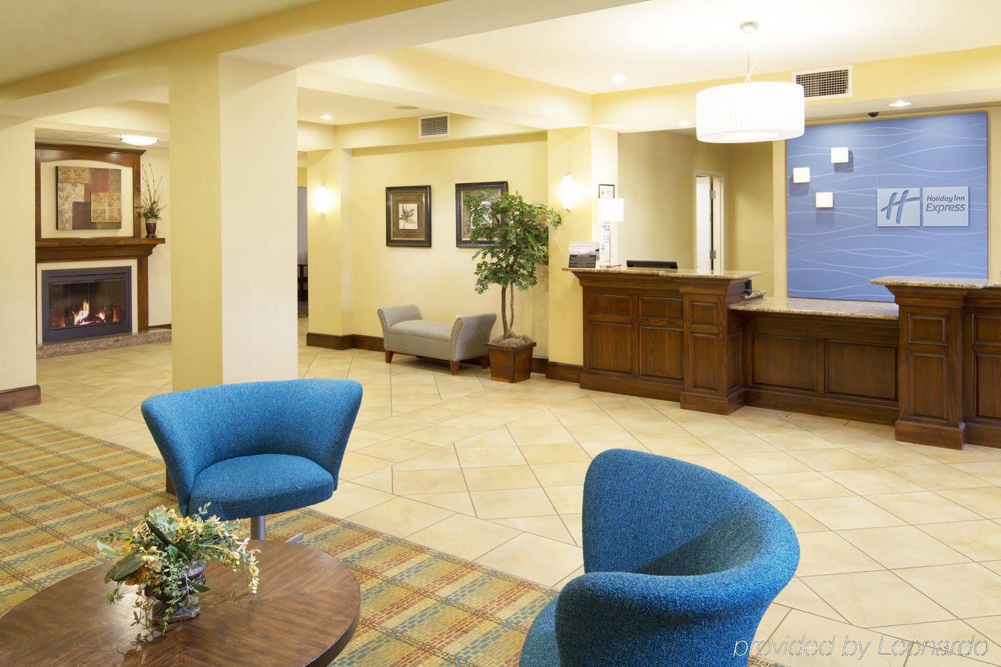 Holiday Inn Express Hotel & Suites Greensboro - Airport Area By Ihg Exteriör bild
